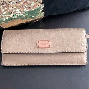 Michael Kors clutch